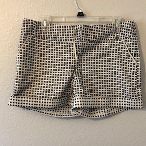 Patterned shorts